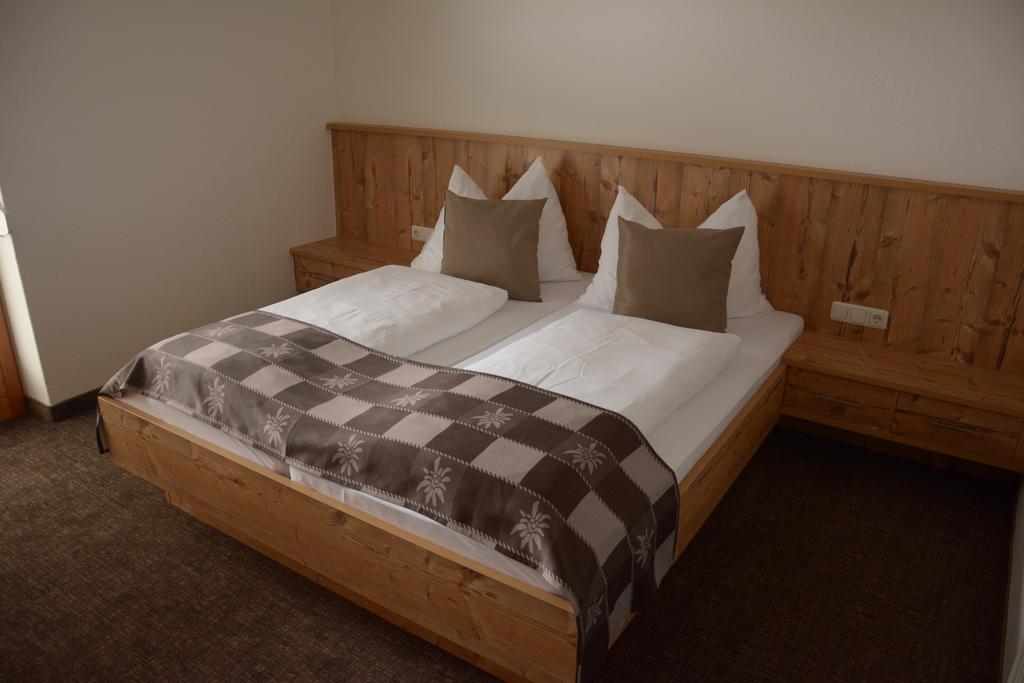 Senner Appartements Umhausen Zimmer foto